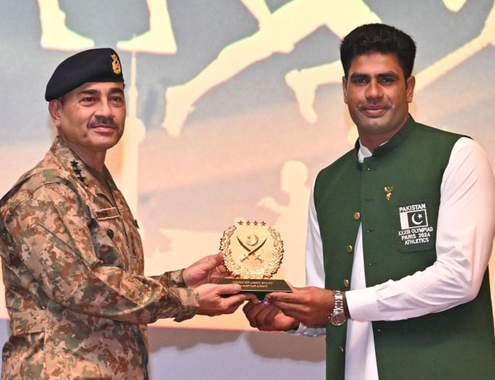 COAS Honours Olympian Arshad Nadeem at GHQ Ceremony