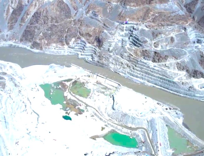 Ahsan Iqbal Chairs Review Meeting on Diamer Basha Dam Project Progress