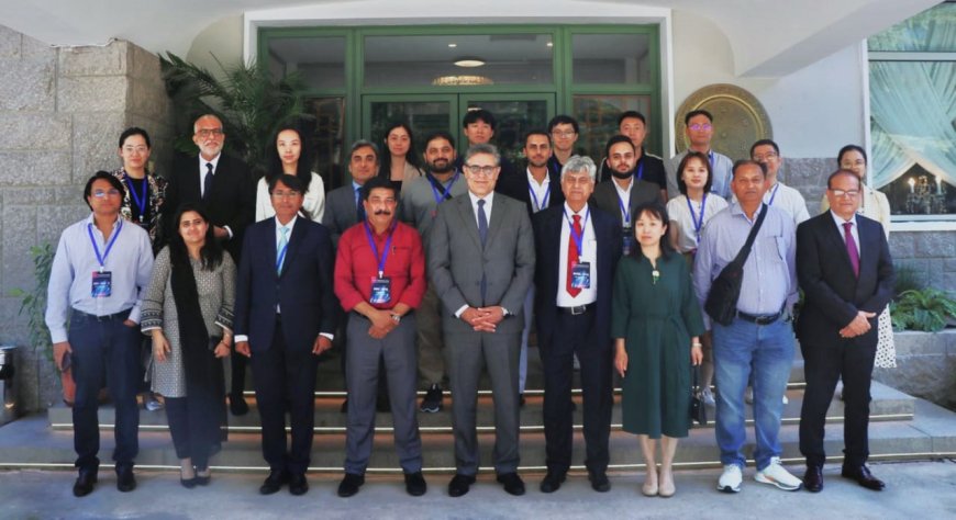 Ambassador Hashmi hosted Pak-China Journalist delegation