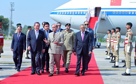 CHINESE PREMIER LI QIANG ARRIVES IN PAKISTAN ON OFFICIAL VISIT