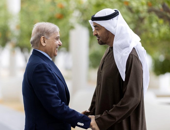 Pakistani Prime Minister, UAE President Discuss Strengthening Bilateral Ties
